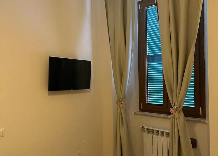 River View بيت ضيافة فيوميتشينو