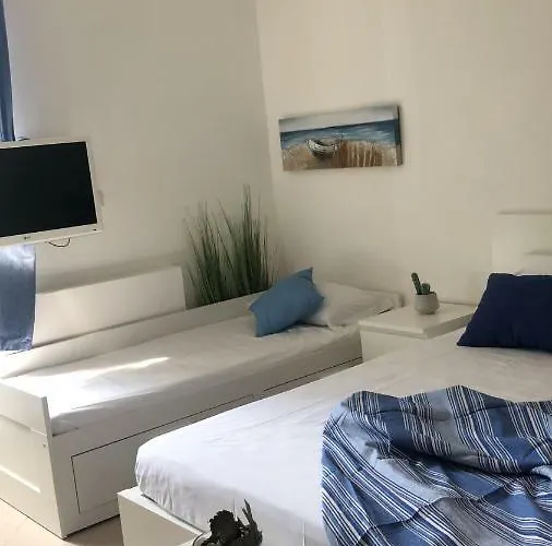 River View 3* פיומיצ'ינו